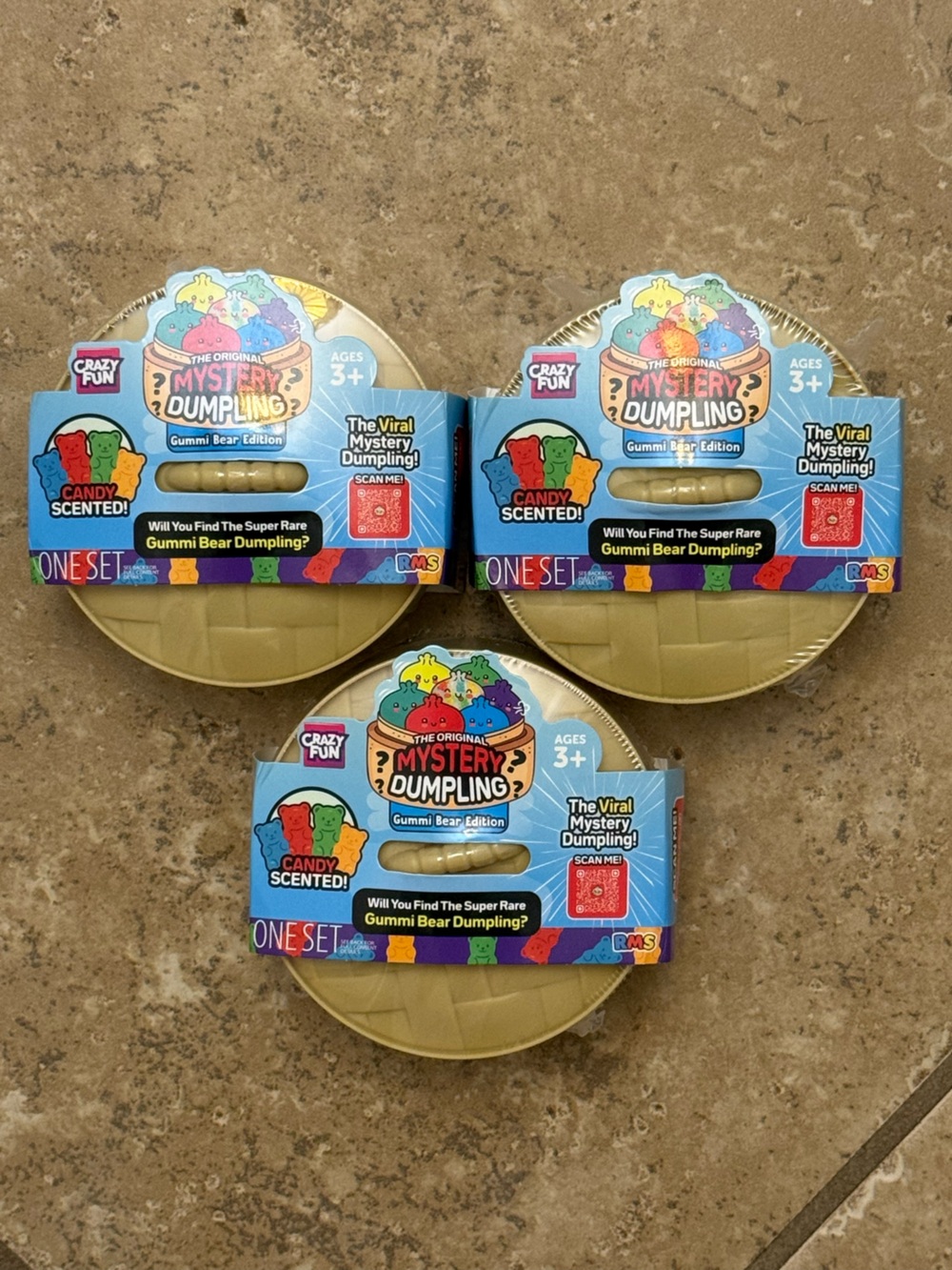 Mystery Dumpling Candy-Scented Gummi Bear Toy - Gold